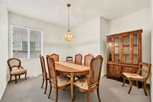 1493 Adelman Loop, Eugene, OR 97402 - Photo 12