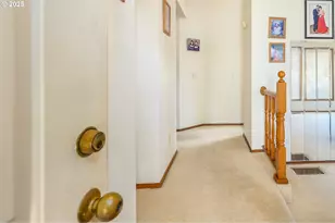 1400 NE 19th St, McMinnville, OR 97128 - Photo 6