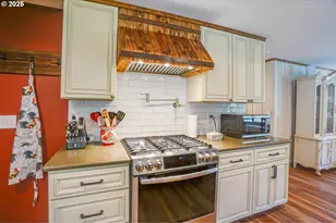 19910 NE 356th St, Yacolt, WA 98675 - Photo 4