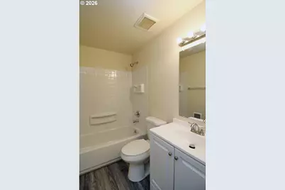 8924 SE Ellis St, Portland, OR 97266 - Photo 18