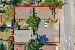 8924 SE Ellis St, Portland, OR 97266 - Photo 2