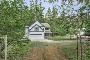 21804 SE Shade Tree Ln, Sandy, OR 97055 - Photo 2