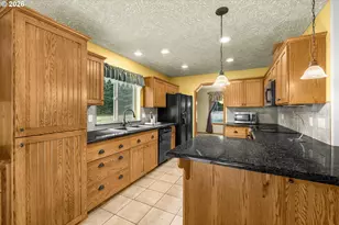 21804 SE Shade Tree Ln, Sandy, OR 97055 - Photo 8