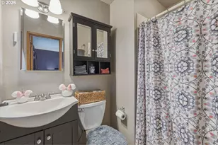 2326 Cedar Pl, Longview, WA 98632 - Photo 12