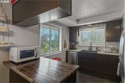 2326 Cedar Pl, Longview, WA 98632 - Photo 6