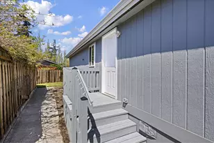 2600 NE 205th Ave, Fairview, OR 97024 - Photo 20
