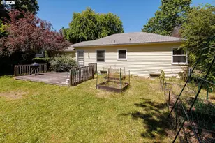 2530 SW Nevada Ct, Portland, OR 97219 - Photo 26
