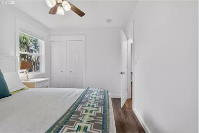 8015 SW 36th Ave, Portland, OR 97219 - Photo 26