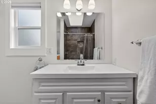 8015 SW 36th Ave, Portland, OR 97219 - Photo 20