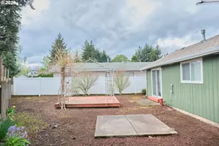 1202 Leo St, Keizer, OR 97303 - Photo 10