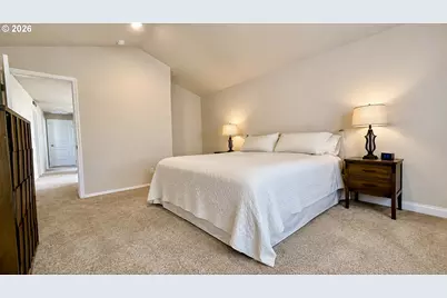 5739 Avalon Aly, Eugene, OR 97402 - Photo 16