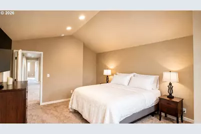 5739 Avalon Aly, Eugene, OR 97402 - Photo 18
