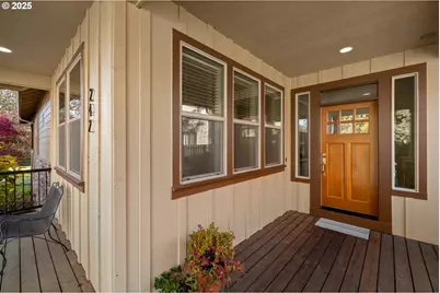 242 SE 29th St, Gresham, OR 97080 - Photo 8