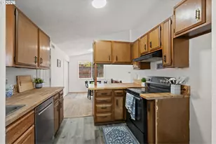 1270 W Hartley Ave, Hermiston, OR 97838 - Photo 8