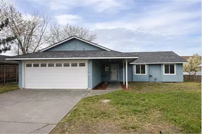1270 W Hartley Ave, Hermiston, OR 97838 - Photo 1