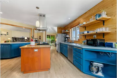780 St Charles Place Rd, Hood River, OR 97031 - Photo 8