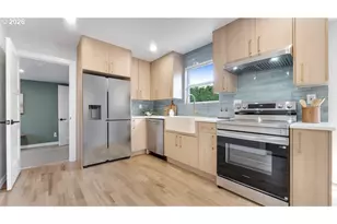 5658 N Delaware Ave, Portland, OR 97217 - Photo 12