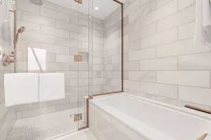 550 SW 10th Ave, Portland, OR 97205 - Photo 30