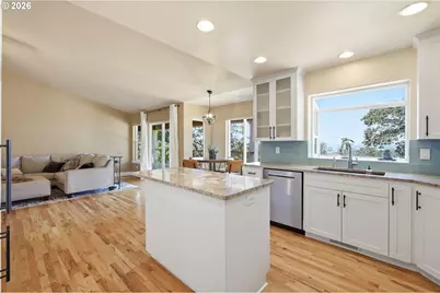 33833 Sunnyview Dr, Albany, OR 97322 - Photo 10