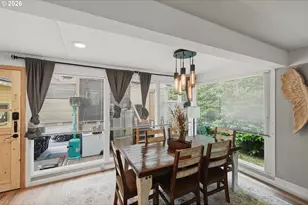 1475 Sherman Ave, North Bend, OR 97459 - Photo 16