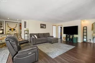31052 Kenady Ln, Cottage Grove, OR 97424 - Photo 6