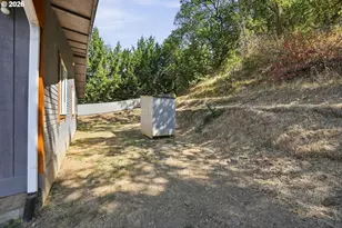224 Aker Dr, Myrtle Creek, OR 97457 - Photo 30
