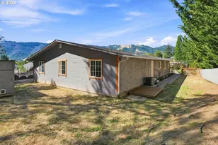 224 Aker Dr, Myrtle Creek, OR 97457 - Photo 28