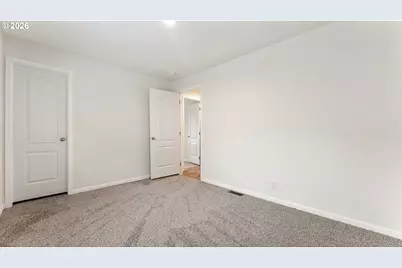 380 E 6th St, Coquille, OR 97423 - Photo 16