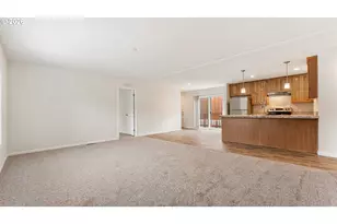 380 E 6th St, Coquille, OR 97423 - Photo 22