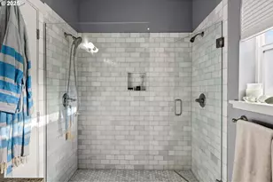 173 NE Bridgeton Rd, Portland, OR 97211 - Photo 22