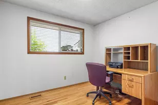 3443 NE 121st Ave, Portland, OR 97220 - Photo 32
