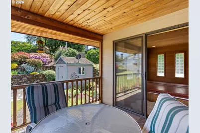 3443 NE 121st Ave, Portland, OR 97220 - Photo 8