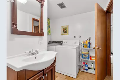 3443 NE 121st Ave, Portland, OR 97220 - Photo 40