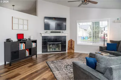 1600 NW 3rd St, Battle Ground, WA 98604 - Photo 4