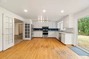 17123 SE Rhone St, Portland, OR 97236 - Photo 12