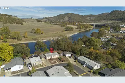 249 Trout Loop, Roseburg, OR 97471 - Photo 32