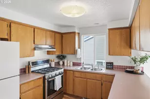 13610 SW Uplands Dr, Portland, OR 97223 - Photo 14