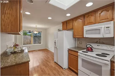 2695 NW Roosevelt Dr, Corvallis, OR 97330 - Photo 18