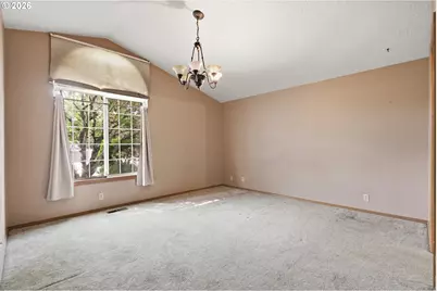 215 SW 22nd St, Troutdale, OR 97060 - Photo 18