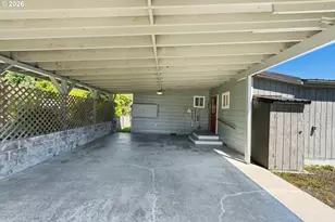 93712 Mallard Ln, North Bend, OR 97459 - Photo 32