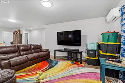 1907 Willow St, Sweet Home, OR 97386 - Photo 14