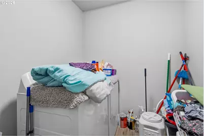 1907 Willow St, Sweet Home, OR 97386 - Photo 4