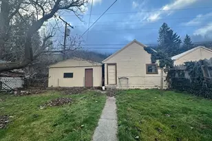 517 N Main St, Klickitat, WA 98628 - Photo 8