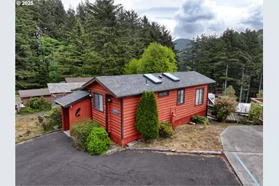 19921 Whaleshead Rd #M2, Brookings, OR 97415 - Photo 2