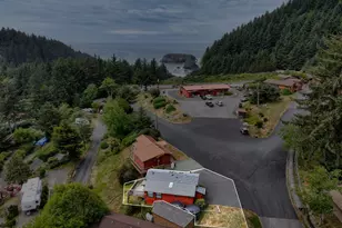 19921 Whaleshead Rd, Brookings, OR 97415 - Photo 28