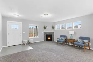 2110 Thompson Fls Dr, Seaside, OR 97138 - Photo 4