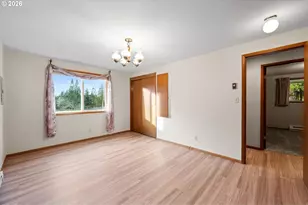 415 Bodine Rd, Kelso, WA 98626 - Photo 18