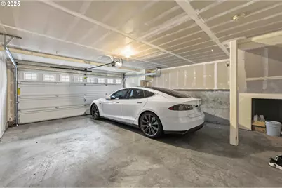 724 NW 118th Ave #101, Portland, OR 97229 - Photo 36