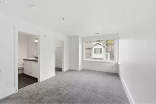 724 NW 118th Ave, Portland, OR 97229 - Photo 30