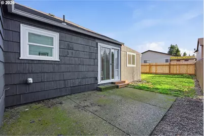 16484 Front Ave, Oregon City, OR 97045 - Photo 32